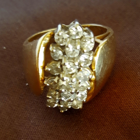 Chunky 14k gold ring with real diamonds - Picture 1 of 6